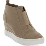 MIA  Cristie Wedge Sneaker Photo 0