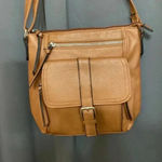 Bueno  SHOULDER/CROSSBODY PURSE CARAMEL BROWN MUTIL POCKETS ADJUSTABLE STRAP Photo 2