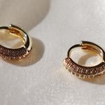 Boutique  Gold And Diamond Mini Hoop Huggie Earrings Photo 0