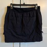 Athleta  black TREKKIE SKORT size 6 Photo 2