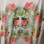 Tommy Bahama  White Floral Tropical Plumeria Hawaiian Shirt Size Medium EUC #4455 Photo 1