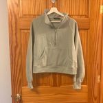 Boutique Brand Size Medium 1/4 Zip Blue Pullover Athleisure Sweatshirt. Photo 1