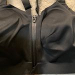 Victoria's Secret  Knockout Sports Bra Size 36DDD Black Workout Front Clasp Zip Photo 1