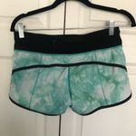 Lululemon Speed Shorts Size 4 with Green, White, and Black Spray Dye Vapor Photo 4