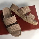 Donald Pliner New in box  leather sandals Photo 2