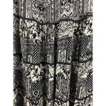 Dress Barn Women’s  Size 14/16 Black & White Patterned Skirt. Photo 1