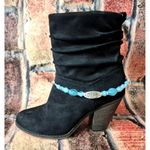 None NWOT Cute Blue Bead and Silver Tone Charm & Chain Boot Bracelet Accessory 15" Photo 0