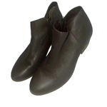 G.H. Bass Brown Leather Ankle Booties SZ 6.5. Zipper closer Brown Suede Western Photo 3