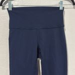 Lululemon cropped leggings size 4 navy blue Photo 2