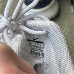 Nike Women’s Roshe One Photo 3