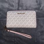 Michael Kors Micheal Kors Logo Wristlet Photo 0