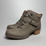 Merrell Shiloh II Lace Waterproof Boots in Moon Rock Photo 1
