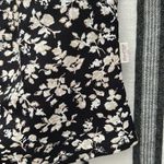 Levi's nwt // Levi’s Yvie statement blouse in black floral Photo 8