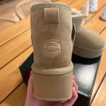 Free People  platform Uggs  Photo 4