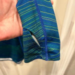 Under Armour Women’s Fitted Coldgear 1/2 zip Long Sleeve pullover jacket Medium Photo 4