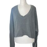 Full Tilt Tilly’s V Neck Crop Sweatshirt Size XL in Gray Photo 3