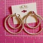 Noir double loops earrings gold beads White Photo 0