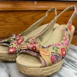 Mossimo Supply Co . | Floral Platform Sandals Photo 1