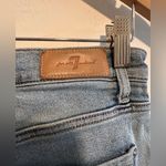 7 For All Mankind Luxe Vintage Edie With Cut Off Hem in Light Blue Wash S28 Photo 8