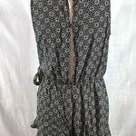 Sadie & Sage black and pink print open back wrap top romper size small Photo 2