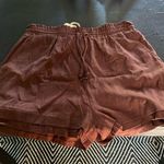 New In linen brown shorts NWT size large Photo 0