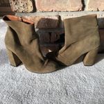 Steve Madden  olive/army green suede bootie heels - 9 Photo 3