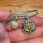 ALEX AND ANI  Harry Potter Hogwarts Crest Charm Adjustable Bracelet Jewelry Photo 1
