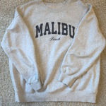 Old Navy  Crewneck Photo 0