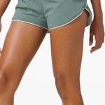 Lululemon Choose a Side Short Reversible 3"
Tidewater Teal / Springtime Photo 0
