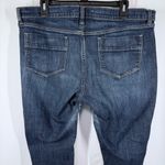 Old Navy  women’s the sweetheart denim jeans size 16 Photo 7