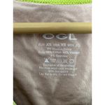 OGL Move Flattering V Photo 3