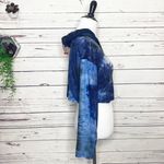 NWT Blue & Black Tye Dye Pullover Cropped Hoodie Size Medium Photo 3