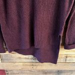 Vera Wang Simply Vera Vera Wang Burgundy Assymetrical Hem Sweater Size Medium Photo 7