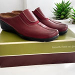 Naturalizer  Women's Leather Burgundy Slip-On Clogs Photo 0
