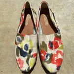 Toms floral slip ons size 7 Photo 1