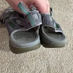 Keen Whisper Hiking Sandals Outdoors Women's Size 10 Bungee Cinch Gray w/ Green Photo 3