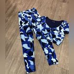 Aerie real me 7/8 leggings and sport bra 🌻Stylish Blue Patterned set Photo 10
