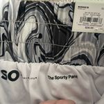 SO NWT  Size Medium Shortie High Rise The Sporty Short Swirl of grays and white Photo 3