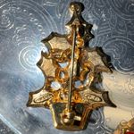 Avon / Brooch / Christmas / Holly Berry / Gold Tone / Vintage / EUC Red Photo 1