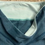 Outdoor Voices 3/4 Two Toned Warmup
Women's Teal and Light Blue Leggings Photo 3