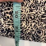 Eddie Bauer  Women’s 3/4 Sleeve Abstract Floral All Over Print V-Neck EUC Sz M Photo 6