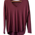 Athleta  Relaxed Top Long Sleeve‎ Lightweight Size Medium Athletic Preppy Lounge Photo 0