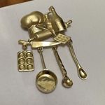 Pretty Signed AJC Gold Tone Brooch For A Kitchen Chef! Photo 3
