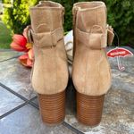 Blondo Tan Suede Tamzin Waterproof Heeled Ankle Bootie neubuck leather Photo 5