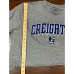 Champion Creighton Bluejays Crop Top Gray Tee Womens XL College Logo Shirt Photo 7