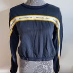 Abercrombie & Fitch cropped long sleeve sweatshirt Photo 8