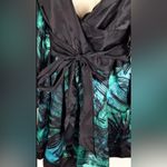 Apostrophe Green and Black Tropical Palm Print Top Large Photo 7