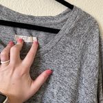 UGG  Australia Marled Gray Twist Front Long Sleeve Scoop Neck Knit Top Women’s M Photo 3