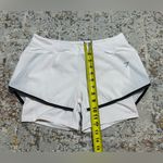 GYM SHARK white athletic workout shorts size Medium Photo 3