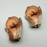 SG Vintage Marked Gold Hammered Back Pink Cloisonne Flower Orchid Clip Earrings Photo 0